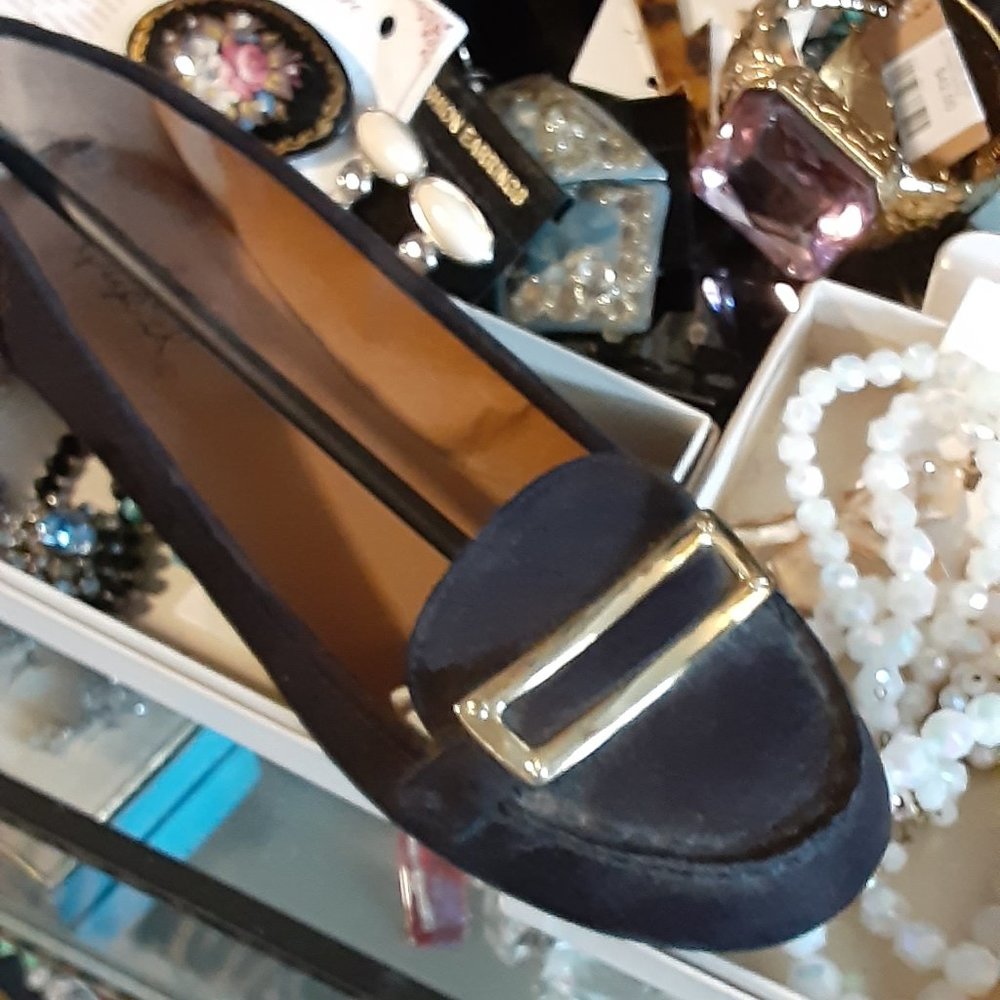 QUIPID BLACK SUEDE GOLD TRIM FLATS